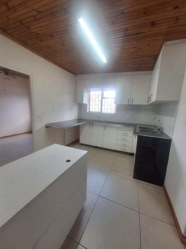 To Let 2 Bedroom Property for Rent in Ruyterwacht Western Cape